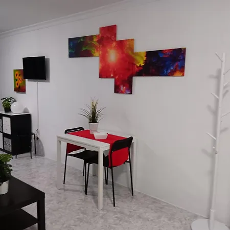 Estudio Con Piscina